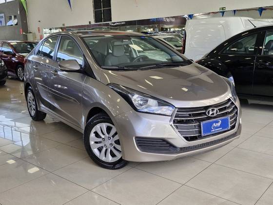 HYUNDAI HB20S 1.0 COMFORT PLUS 12V FLEX 4P MANUAL